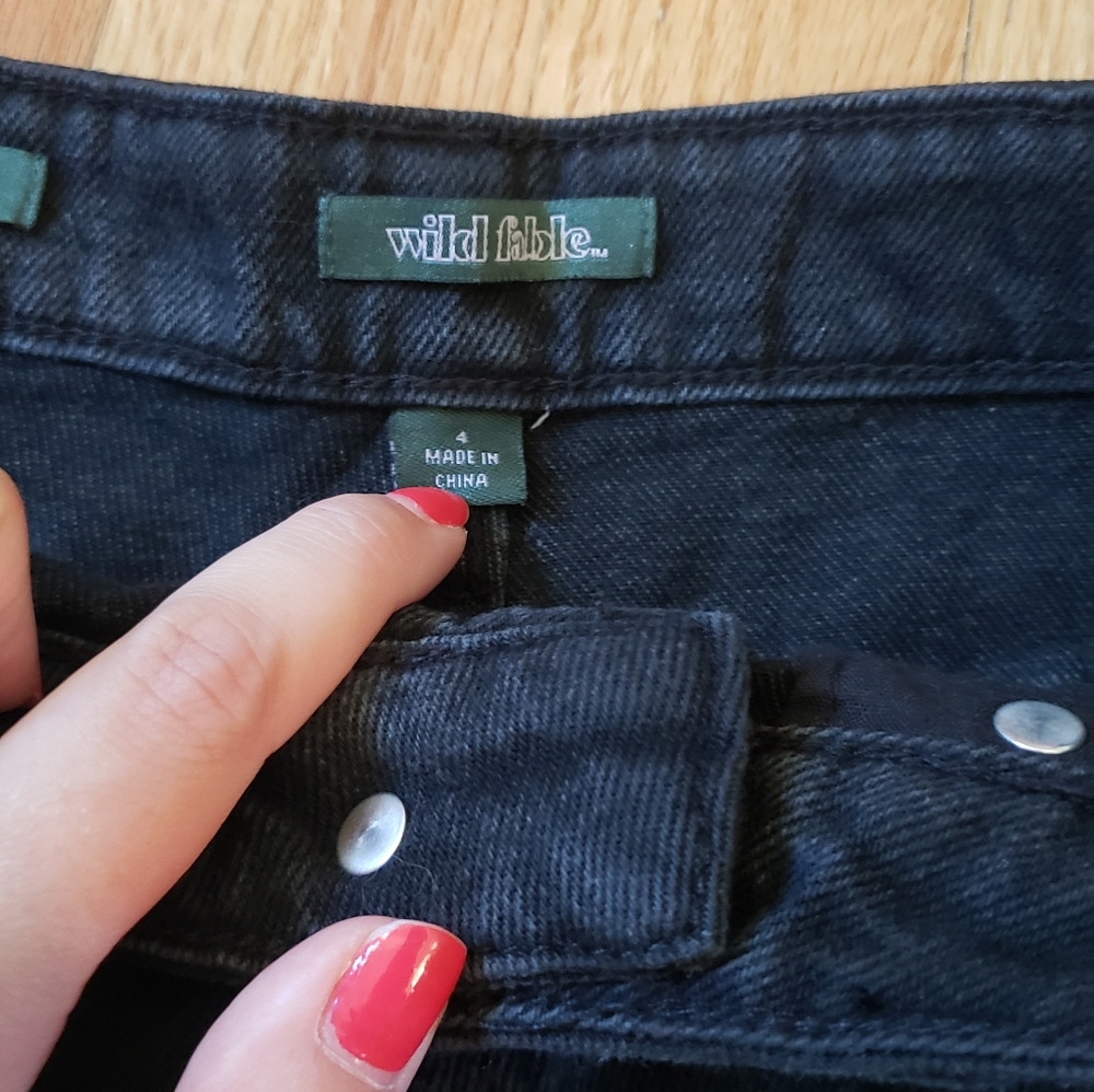 Wild Fable Black High Rise Jean Shorts Size 4 - Picture 3 of 5
